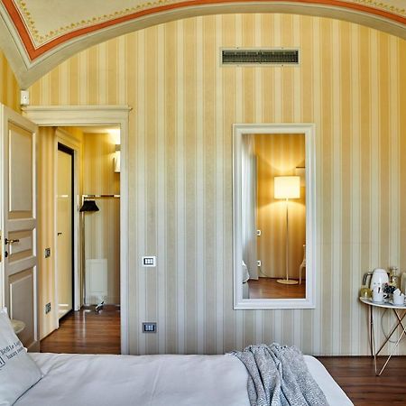 B&B Le Logge Luxury Rooms 시에나 외부 사진